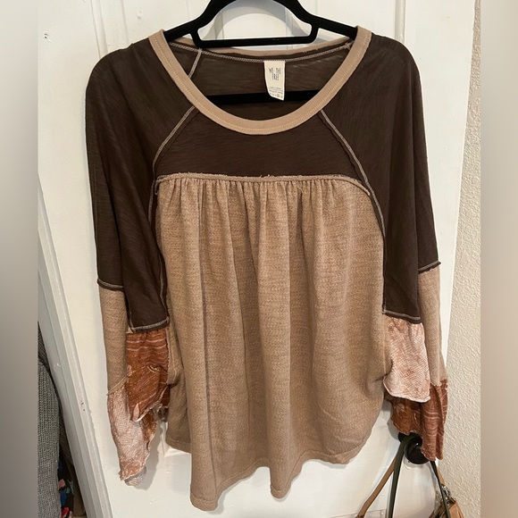 Free People Flutter Sleeve Top - Picture 3 of 5